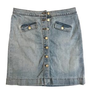 Woman’s Denim Talbots Petite Skirt